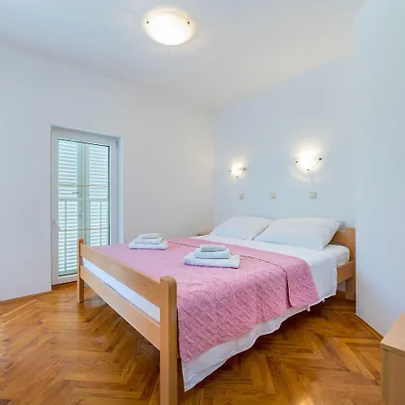 Daire Moderne Nur 450 Meter Zum