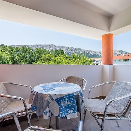 Moderne Nur 450 Meter Zum Apartman