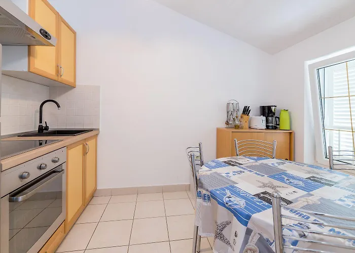 Moderne Nur 450 Meter Zum Appartement Baška