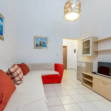 Appartamento Moderne Nur 450 Meter Zum Baška